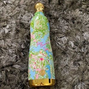 Lilly Pulitzer water bottle
